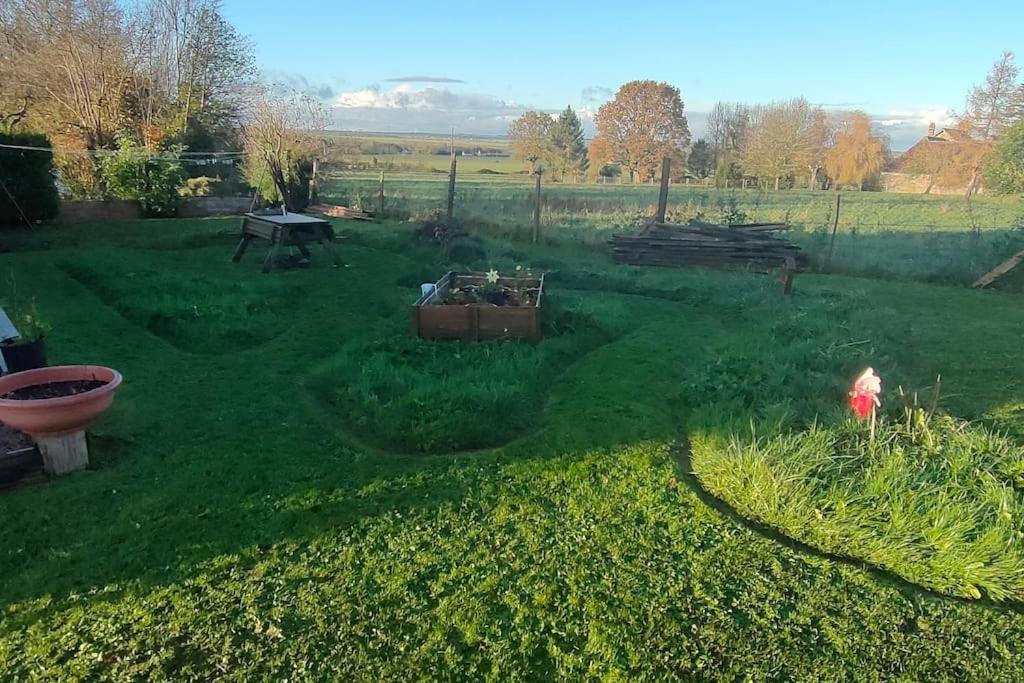 Les Lys Jolie Suite Parentale Privative Deux Adultes Avec Sdd Pertheville-Ners Exterior foto