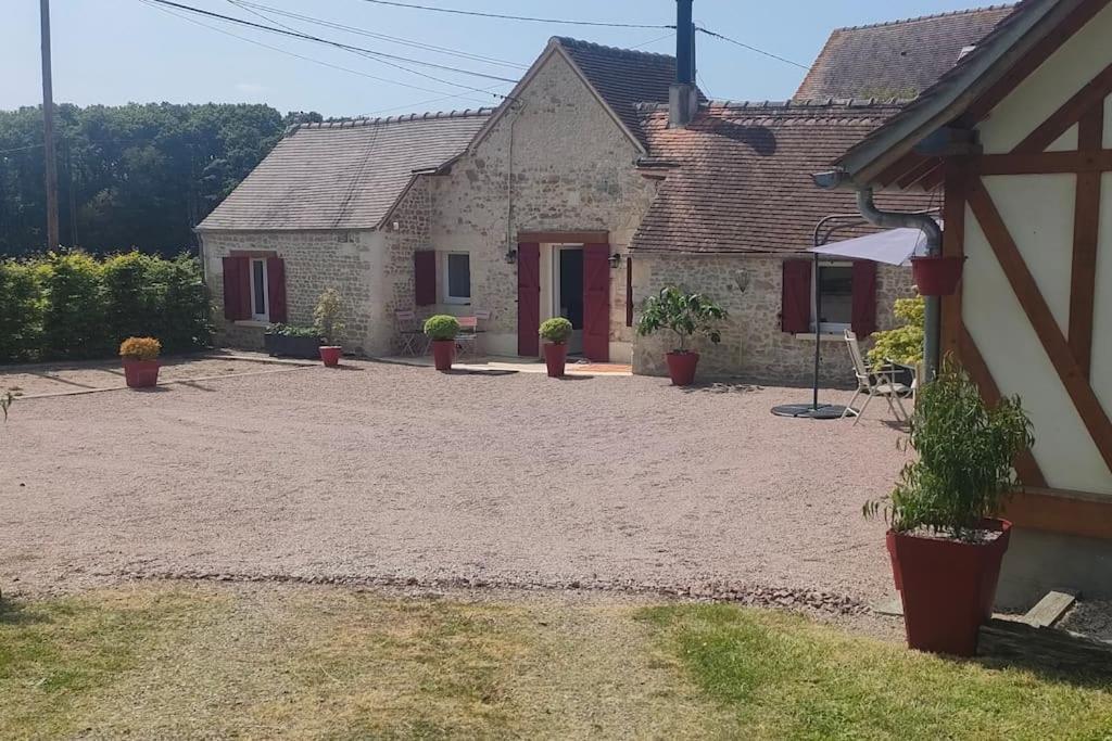 Les Lys Jolie Suite Parentale Privative Deux Adultes Avec Sdd Pertheville-Ners Exterior foto