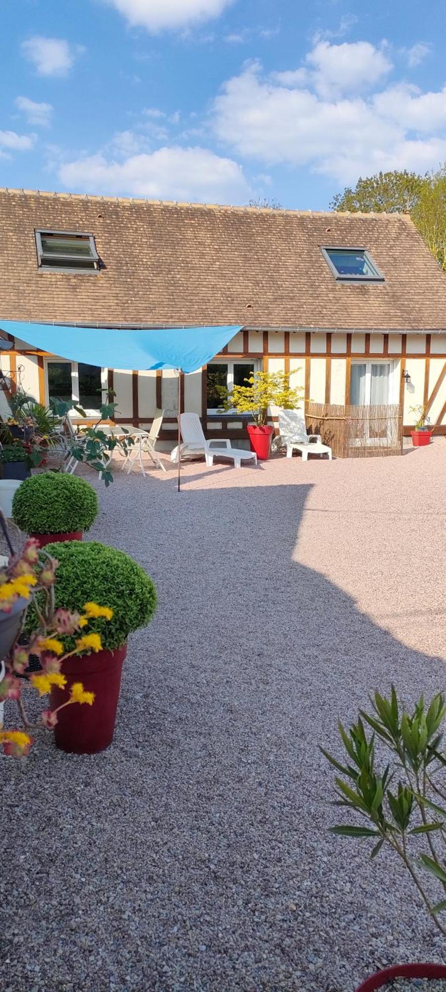 Les Lys Jolie Suite Parentale Privative Deux Adultes Avec Sdd Pertheville-Ners Exterior foto