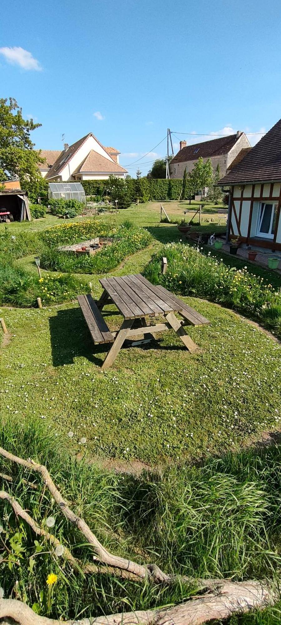 Les Lys Jolie Suite Parentale Privative Deux Adultes Avec Sdd Pertheville-Ners Exterior foto